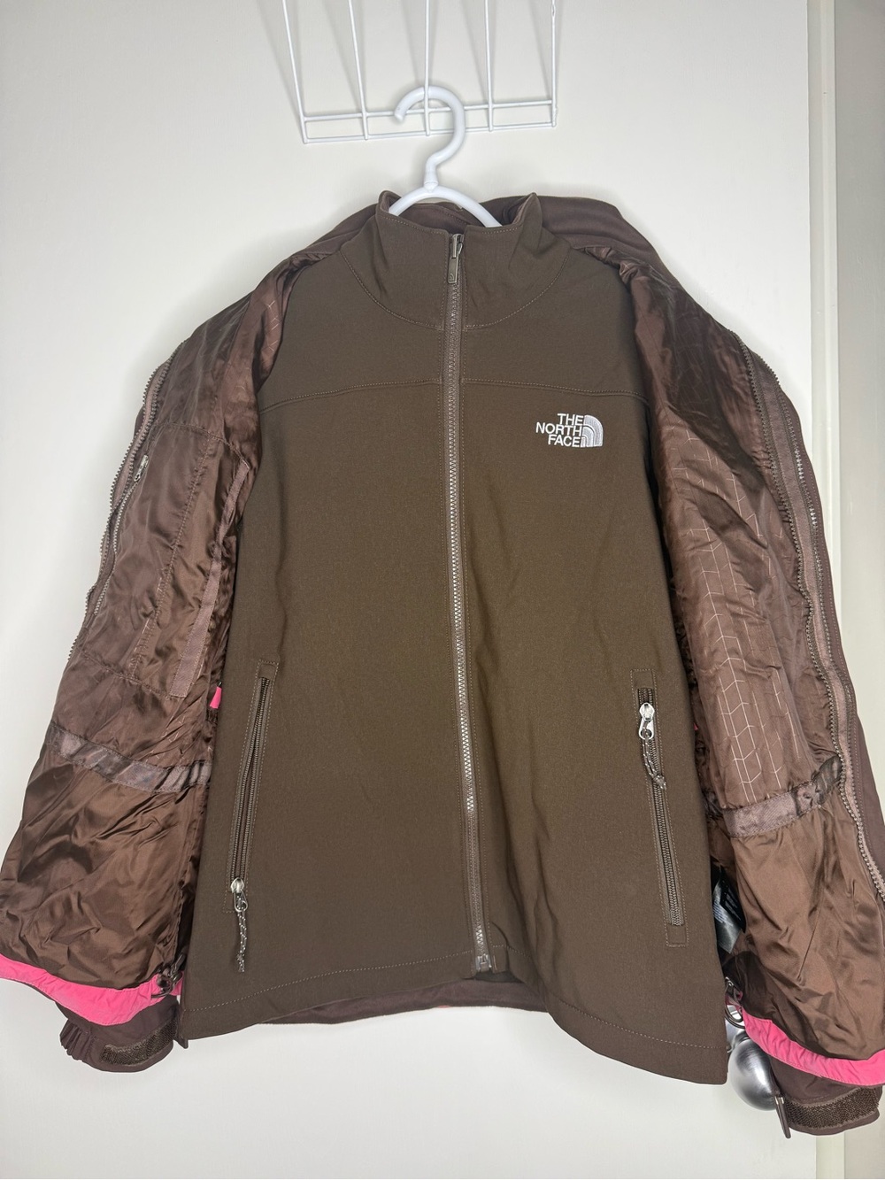 The North Face 2 in 1 Women’s Brown & Pink Ski Jacket Size Medium - Picture 2 of 6